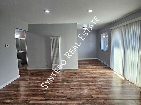 3rd image of 4819 Clayton Rd #20