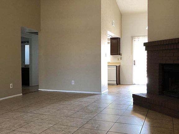3rd image of 4543 N 89th Ave