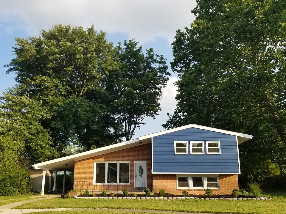 2503 Blackhawk Cir