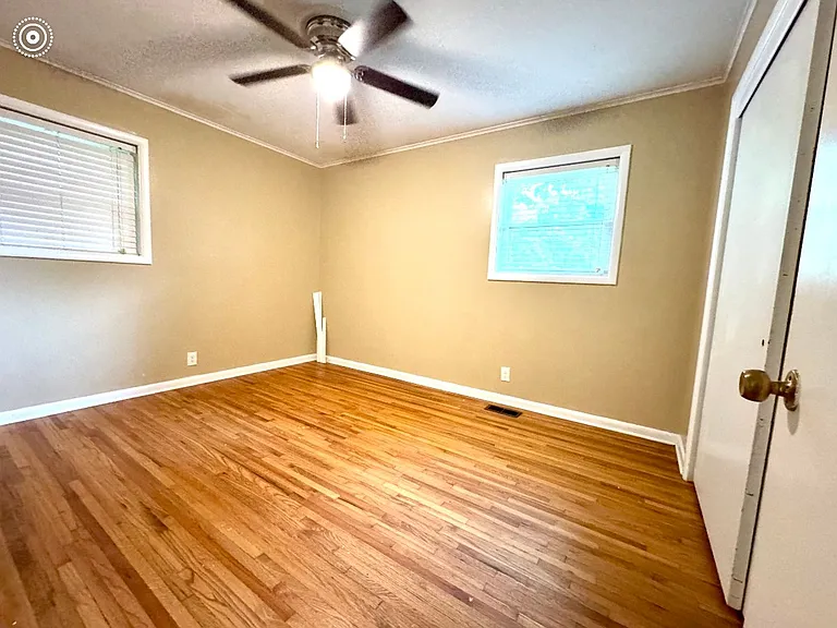4638 S Quincy Pl — Photo 7