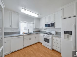 5245 Coldwater Canyon Ave, Van Nuys, CA 91401