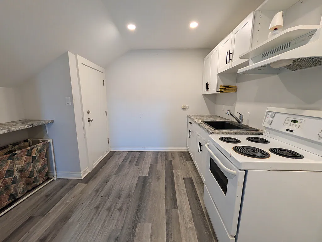 191 Burgar Street - 4 — Photo 3