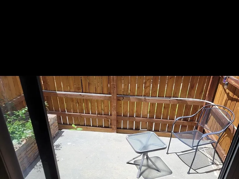 6470 Wright St — Photo 3