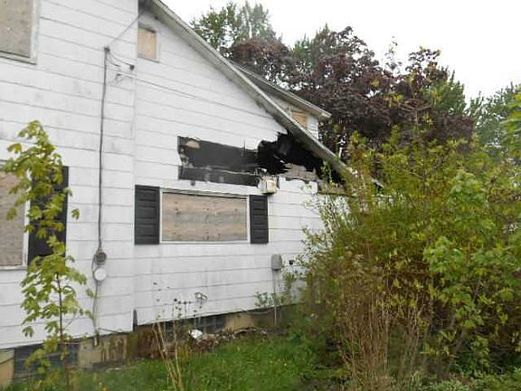 5th image of 330 S East St