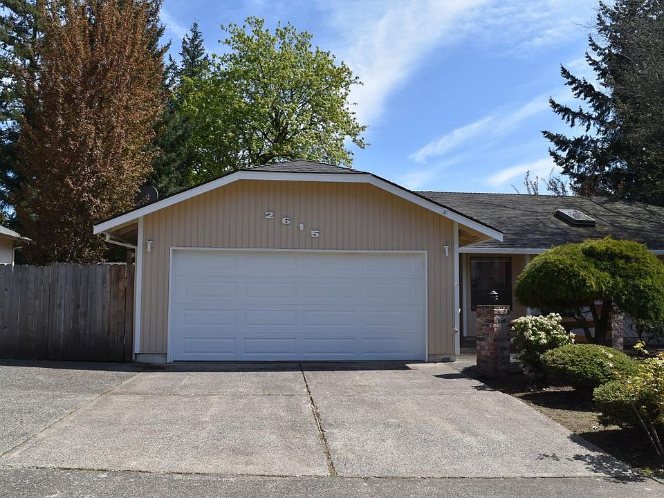 1st image of 2615 SE 152nd Ave