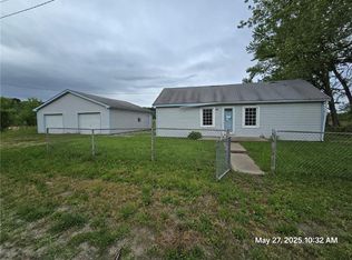 15019 Waterloo Rd, Wellington, MO 64097