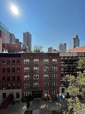 3rd image of 529 E 85th St APT 6B