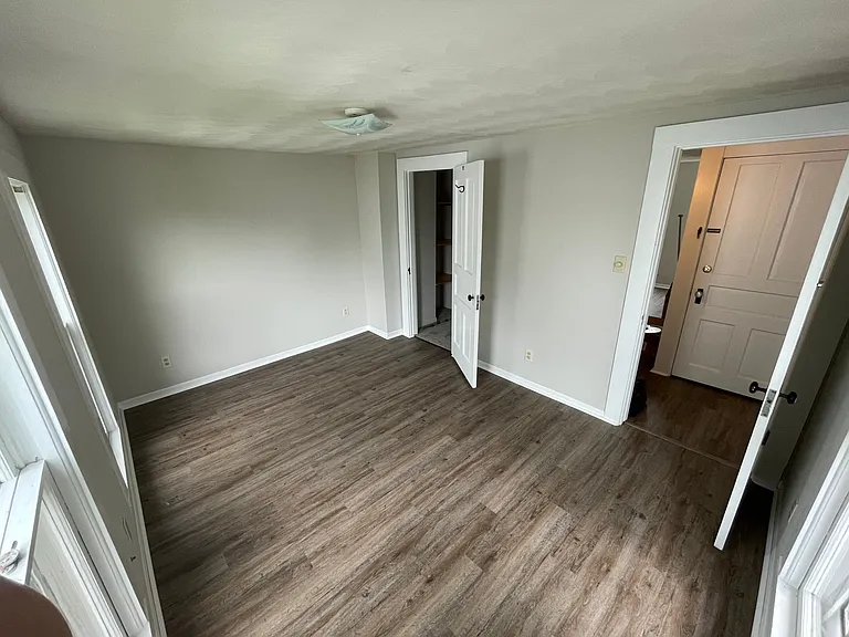 264 1/2 Woods Ave — Photo 7