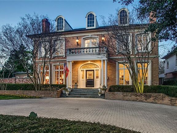 3rd image of 4028 McFarlin Blvd