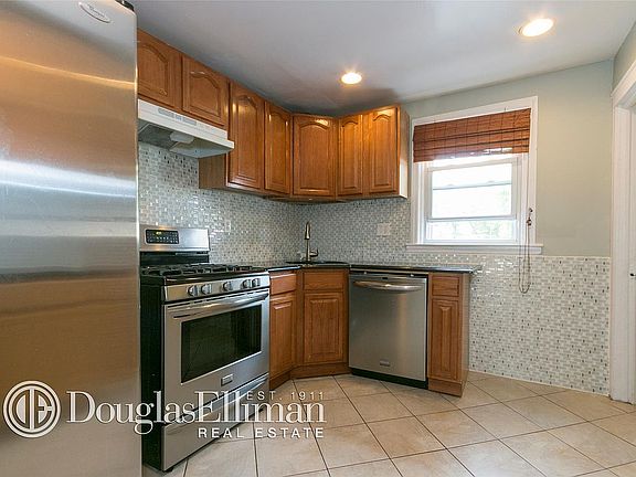 5th image of 114-39 135th St #0
