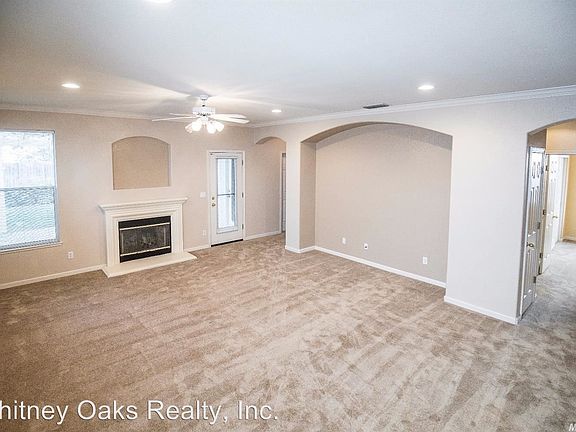 5th image of 8957 Box Canyon Way