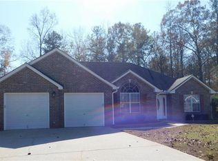 5521 Wind River Ln, Powder Springs, GA 30127