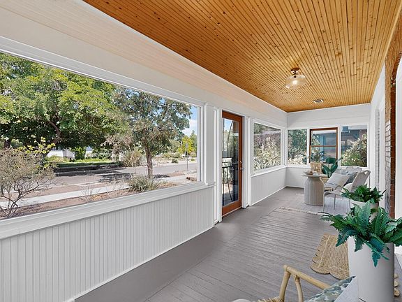 2nd image of 520 Luna Blvd NW