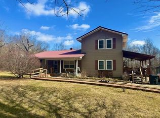 1383 Buckner Rd, Monterey, TN 38574