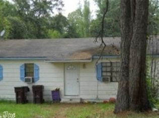 2705 Hixon Dr, Pine Bluff, AR 71603