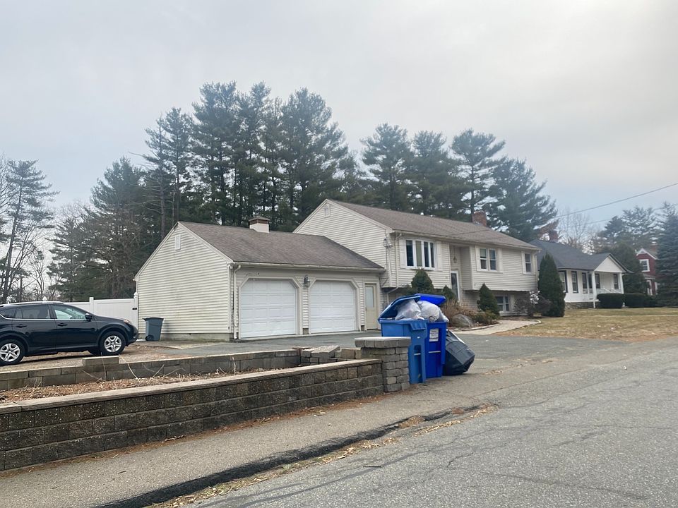 2nd image of 410 Morton St
