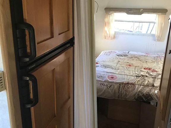 4th image of 5902 Sheraton Cir #Trailer