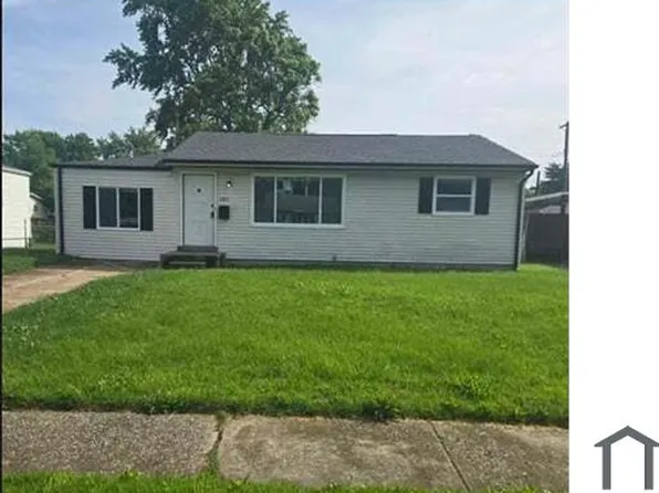 785 Florland Dr, Florissant, MO 63031