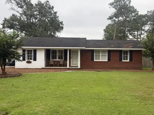 2402 Thomas St, Adel, GA 31620