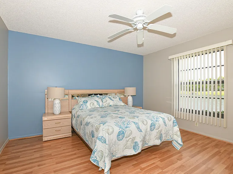 20 Plantation Dr #101 — Photo 17