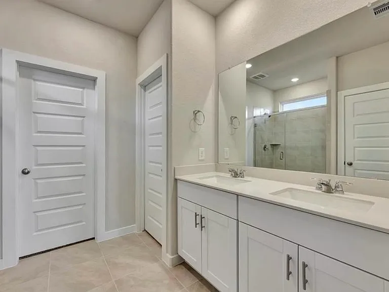 9848 Sweet Flag Ct — Photo 16