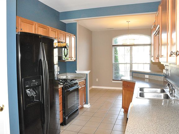 5th image of 4118 Dominion Townes Cir