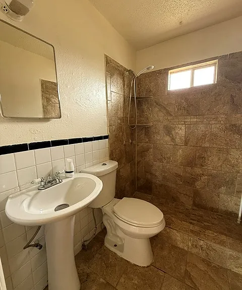 414 Lindy Ave — Photo 14