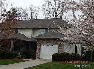 5 Aberdeen Dr, Arden, NC 28704