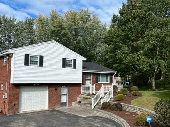 4540 Hilty Rd, Murrysville, PA 15668