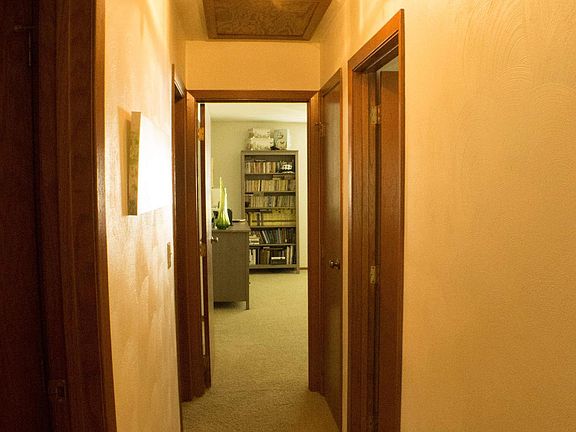 4th image of 3854 S Chalet Cir
