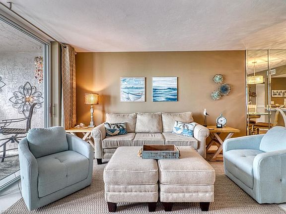 3rd image of 901 Collier Ct #5-504