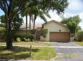 4930 NW 86th Ter, Lauderhill, FL 33351