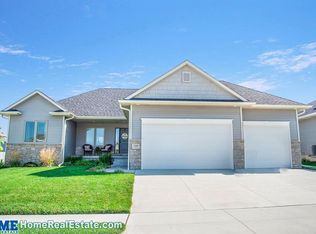 7300 Rachel Rd, Lincoln, NE 68516