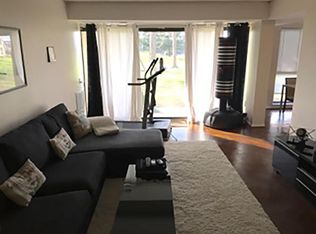 2006 Colts Neck Rd APT 2B, Reston, VA 20191