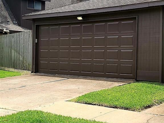 5th image of 21302 Park Downe Ln