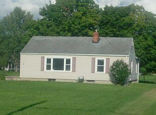 708 N Murray St, Wapakoneta, OH 45895