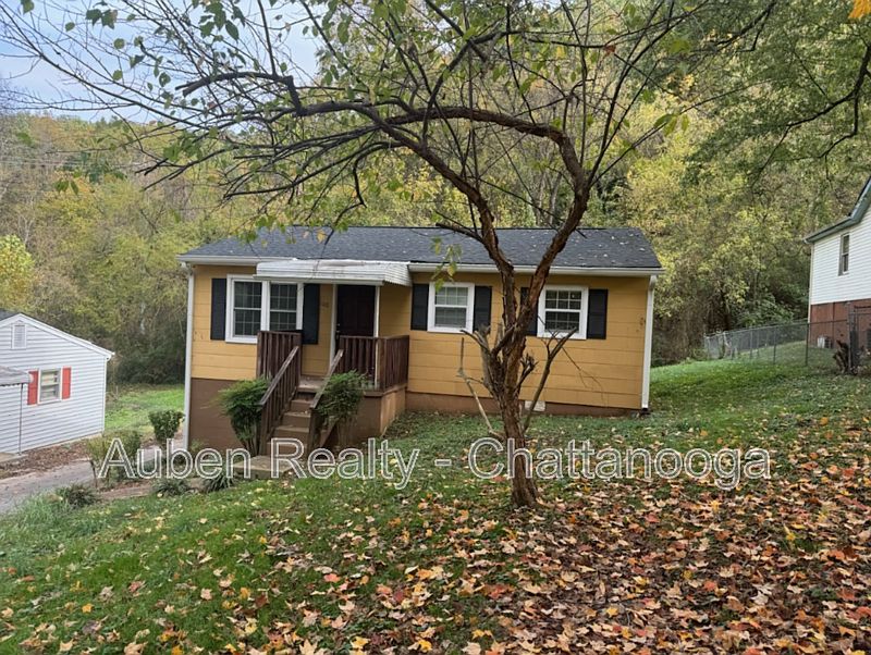 1st image of 106 Mountain View Dr