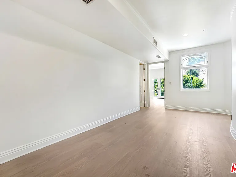 4156 Sunswept Dr — Photo 15