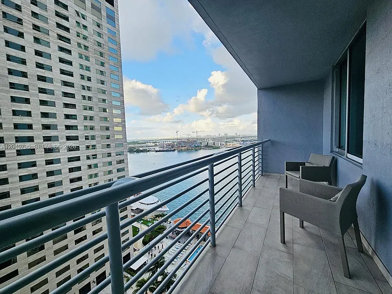 335 Biscayne Blvd #2202 — Photo 3
