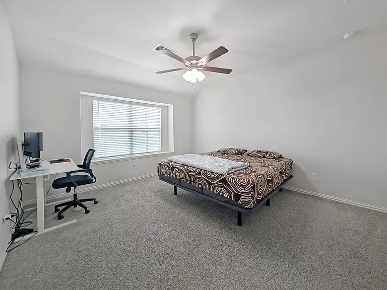27939 Western Creek Ct — Photo 12