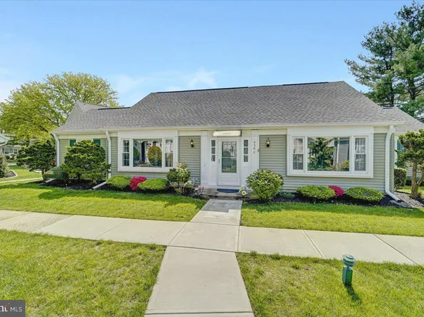 436 Newport Way, Monroe Township, NJ 08831