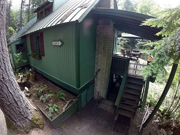 2nd image of 195 Northwoods