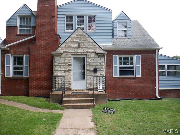 2nd image of 2425 Petrova Ave