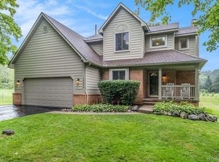 13644 Northridge Dr, Holly, MI 48442