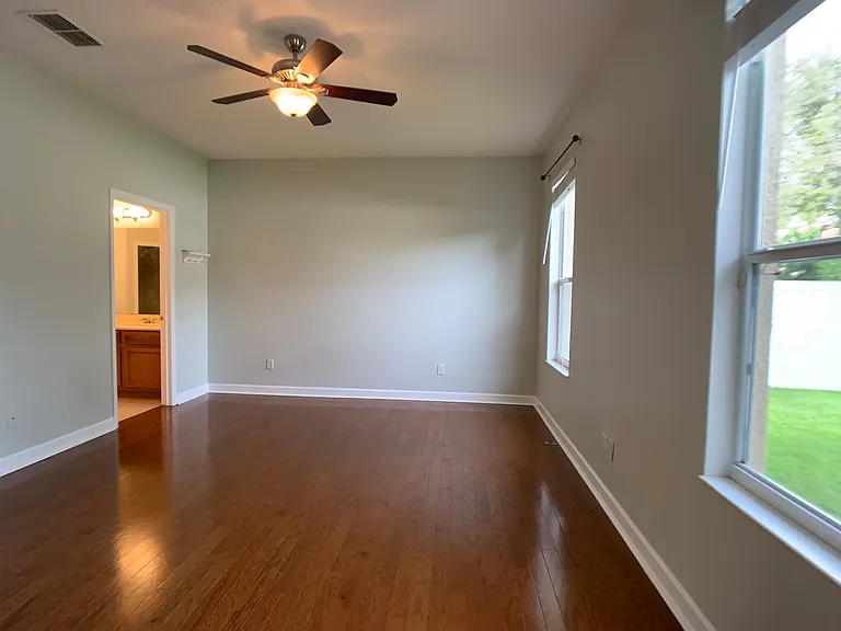 358 Calliope St — Photo 18