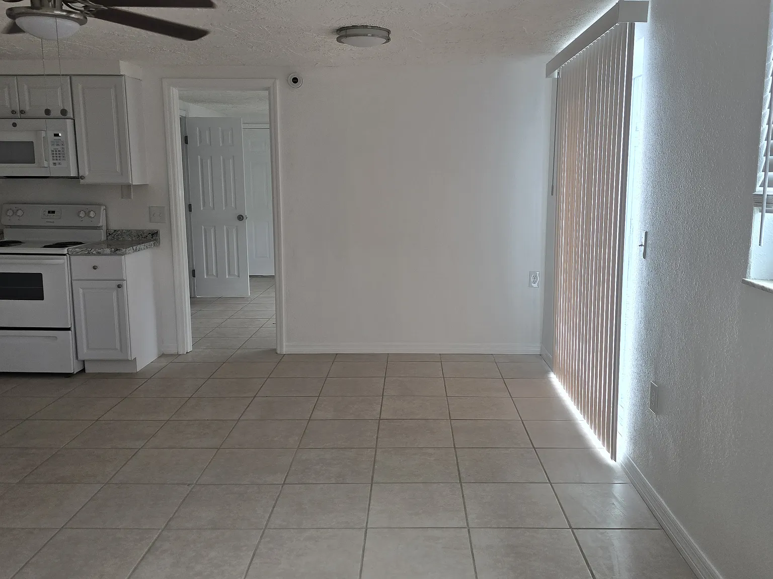 1 bed, 630 sqft, $975 — Photo 4