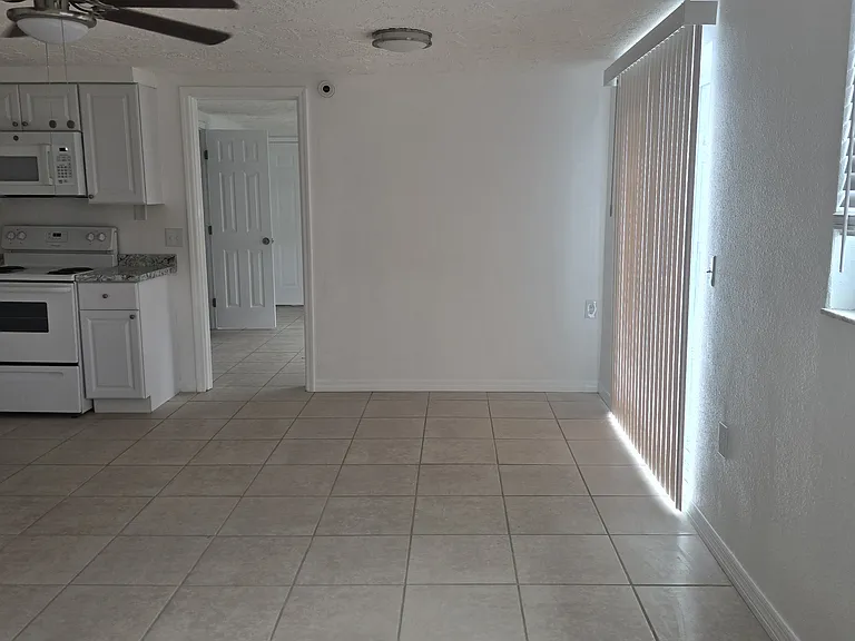 9804 Hidden Ln #2 — Photo 4