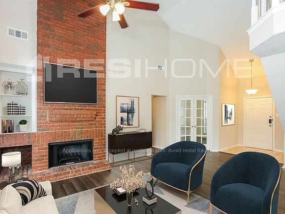 4th image of 429 Williams St