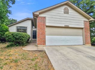 3803 Brookfield Dr, Arlington, TX 76001