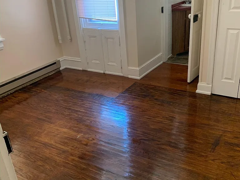 648 W Chestnut St #1 — Photo 8
